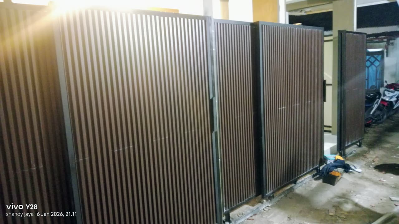 Foto indah produk yang tertata rapi