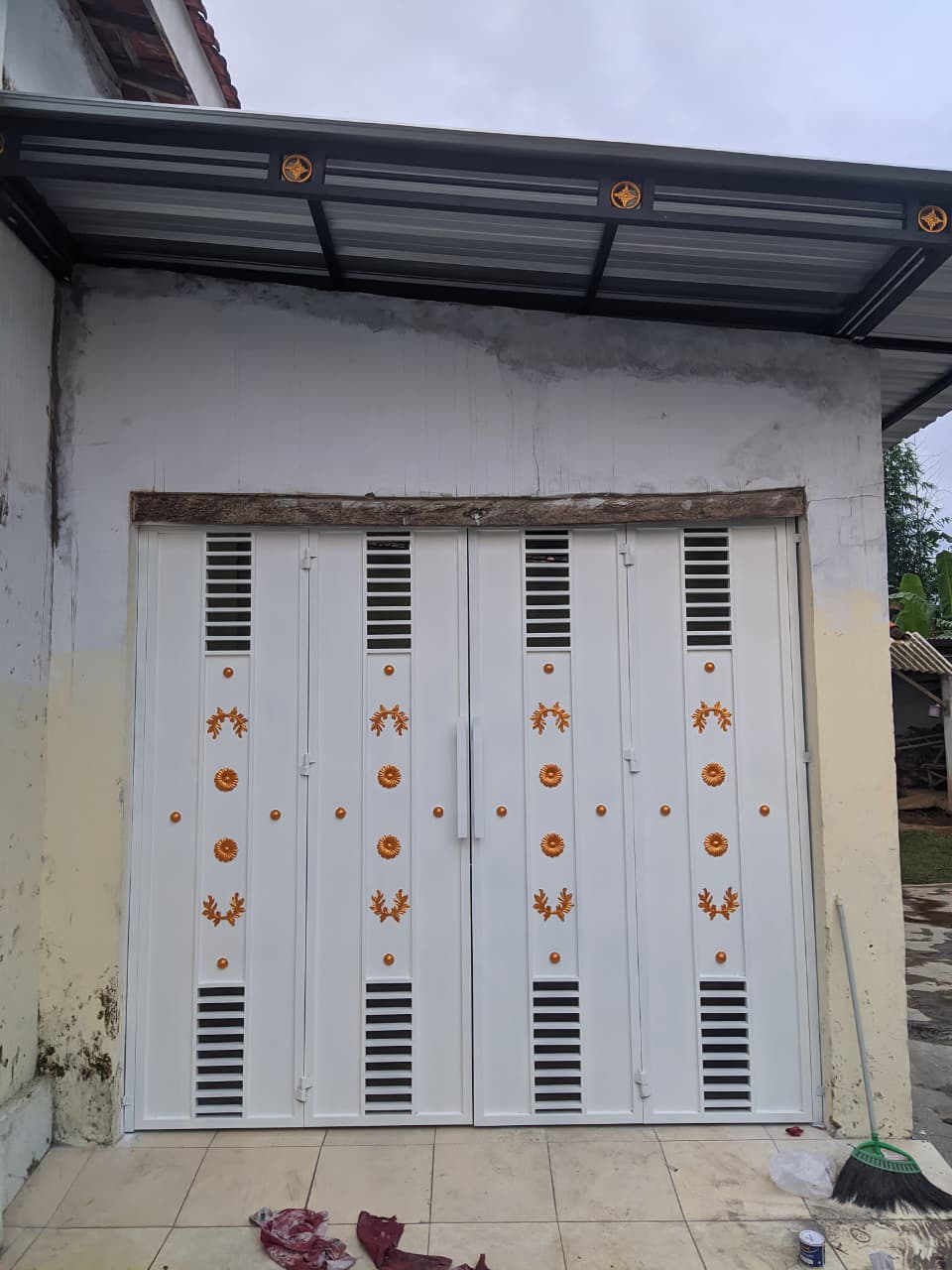 Foto indah produk yang tertata rapi