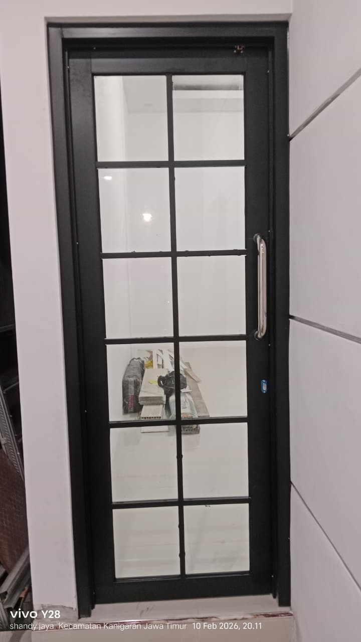 Foto indah produk yang tertata rapi