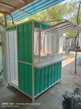 Foto indah produk yang tertata rapi